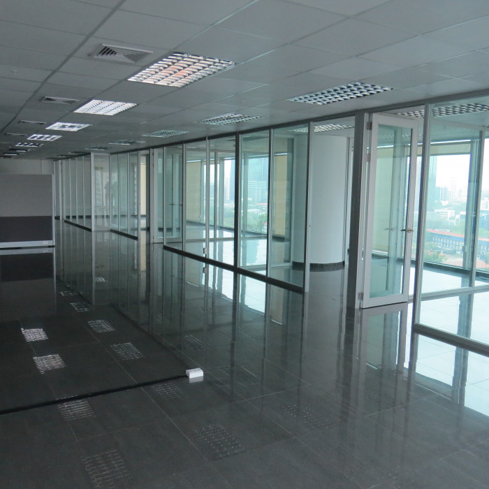 Spacious and completed office in Oceania READY TO MOVE IN