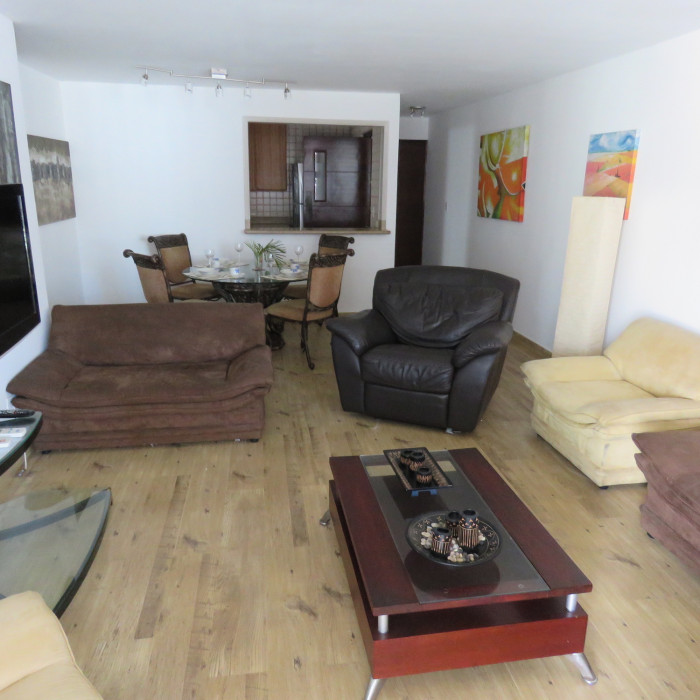 Spacious fully furnished 3 bedroom apartment for rent in Obarrio