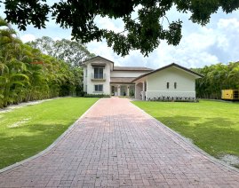 Lujosa y hermosa casa para alquiler en Buenaventura Golf & Beach Resort Panama