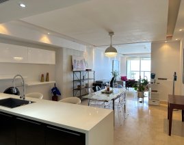 Hermoso totalmente amueblado apartamento modelo B en Yoo&Arts Panama para la venta